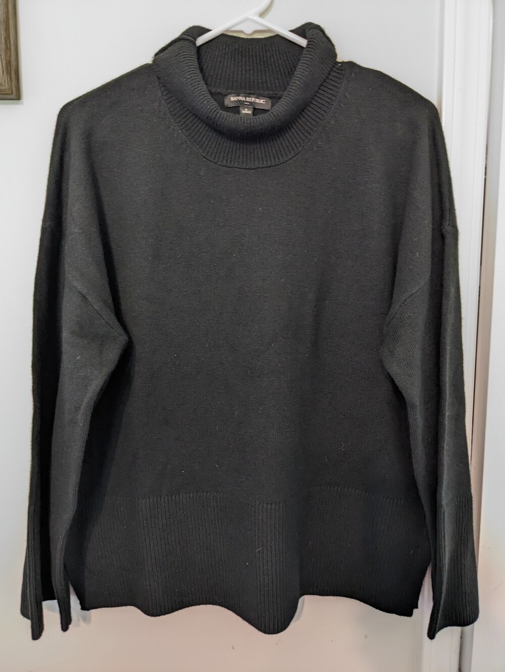 Banana Republic Women's Size L Factory Long Black Turtleneck Sweater
